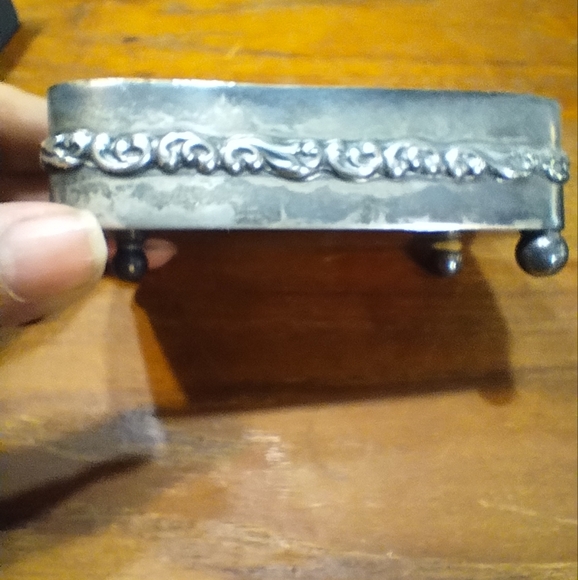 Vintage Simpson, Hall & Miller Co. Quadruple Silver Plated Pin Box, Trin… - Picture 4 of 10